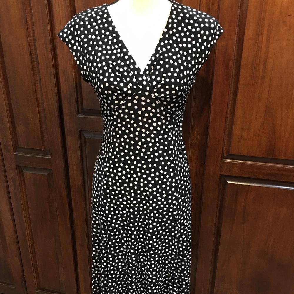 Jones Wear dress - black with white polka dot